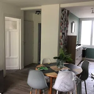 https://selvig-appart-1-ch-cosy-2-min-a-pied-du-centre-ville-et.inbrittany.com
